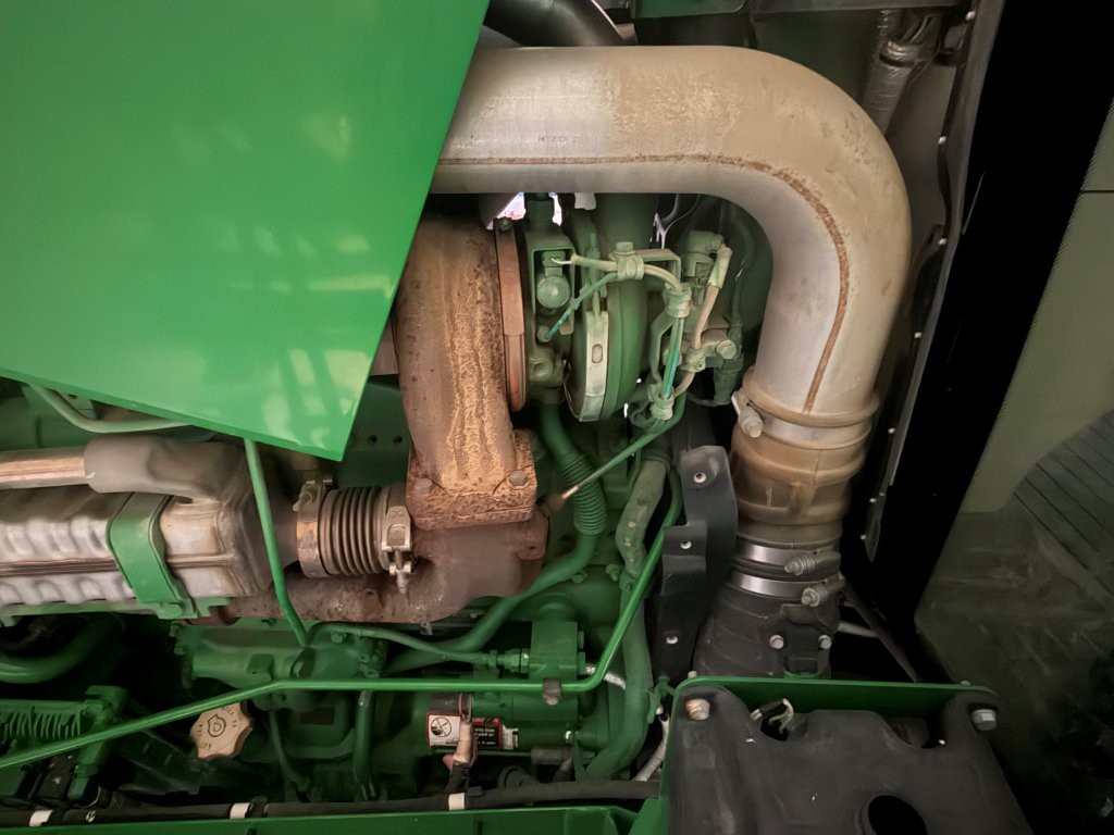 2017 John Deere R4038 Sprayer/High Clearance