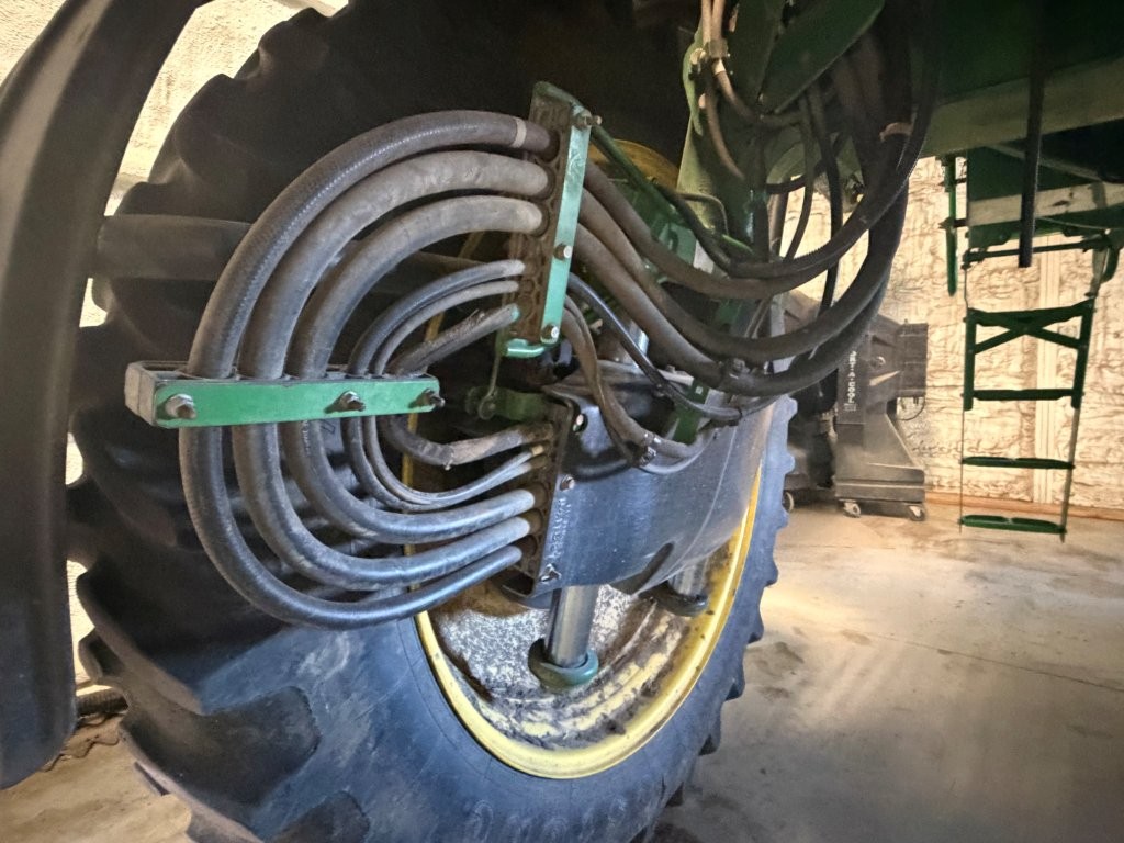 2017 John Deere R4038 Sprayer/High Clearance