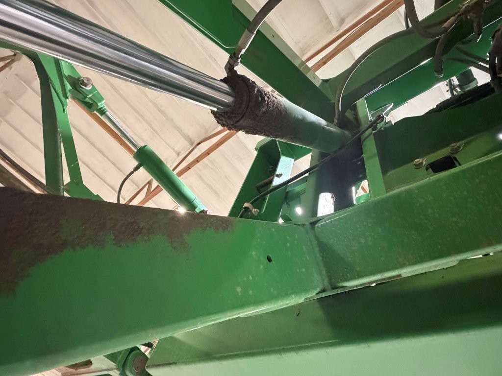 2017 John Deere R4038 Sprayer/High Clearance