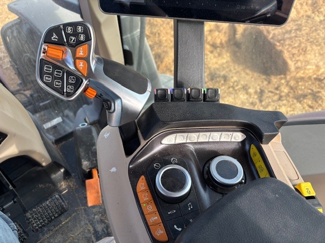 2025 Case IH Puma 220 AFSC Tractor