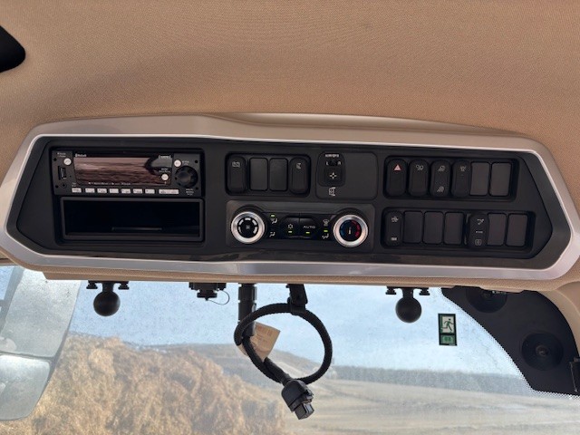 2025 Case IH Puma 220 AFSC Tractor