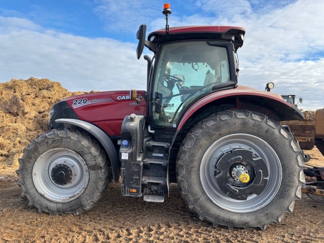 2025 Case IH Puma 220 AFSC Tractor