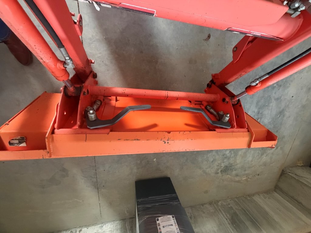 2010 Kubota L3400 Tractor