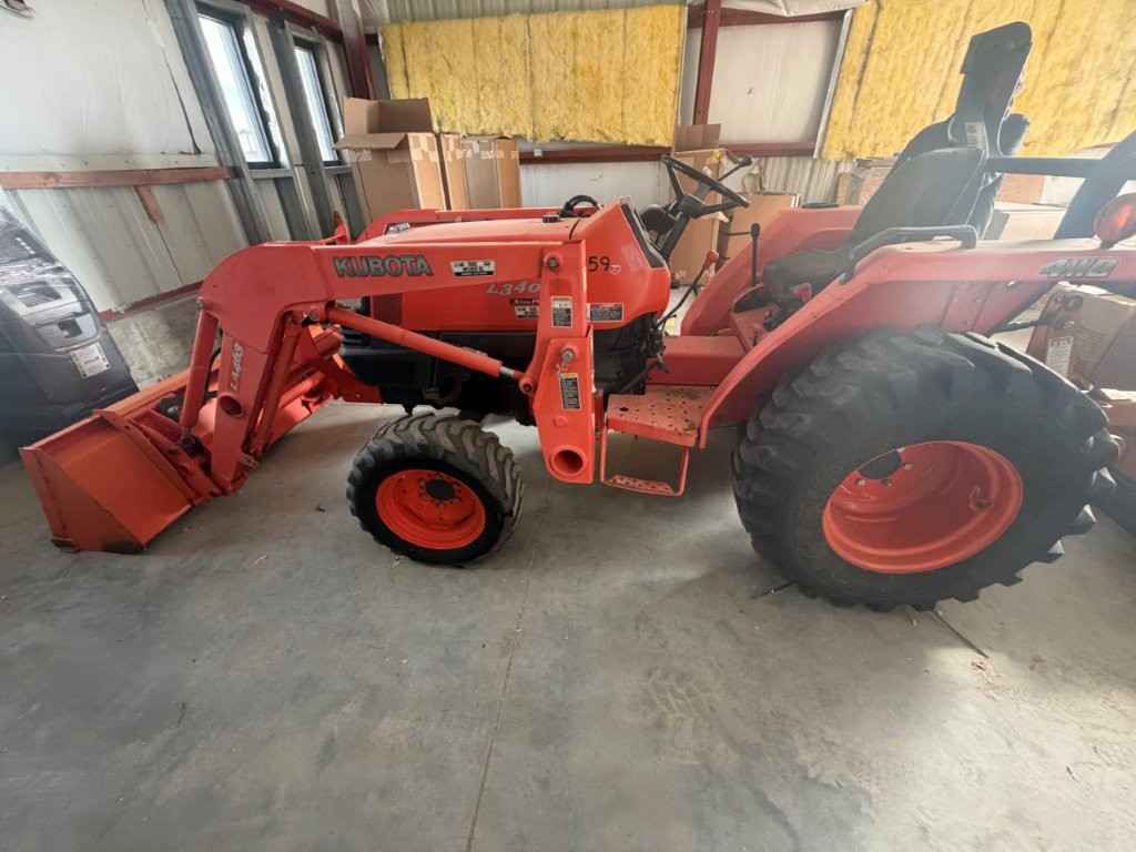 2010 Kubota L3400 Tractor