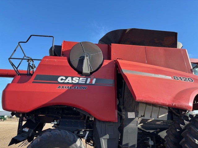 2009 Case IH AF8120 Combine