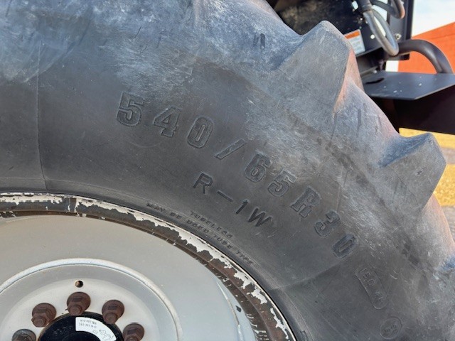 2009 Case IH AF8120 Combine