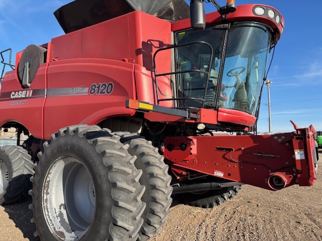 2009 Case IH AF8120 Combine