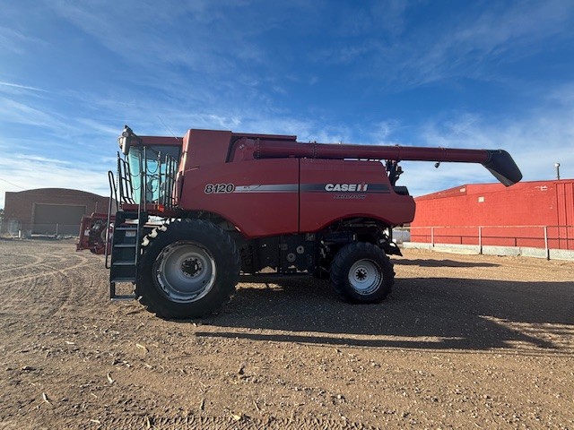 2009 Case IH AF8120 Combine