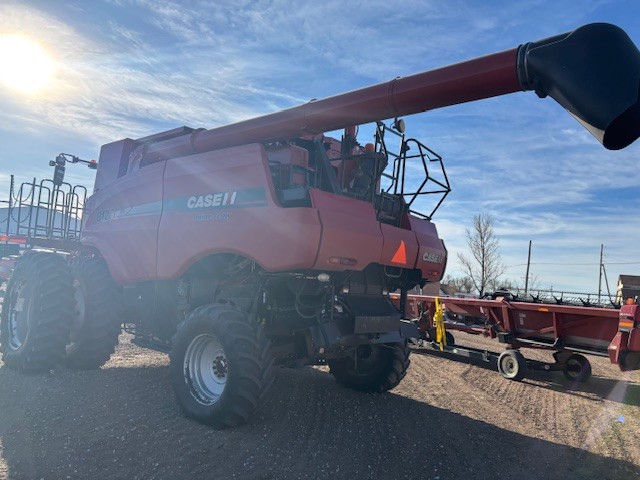2009 Case IH AF8120 Combine