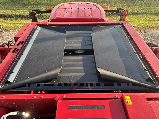 2025 Case IH AF7260 Combine
