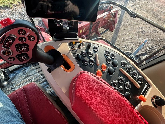 2025 Case IH AF7260 Combine