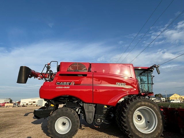 2025 Case IH AF7260 Combine