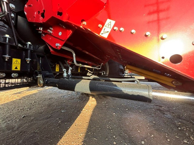 2025 Case IH AF7260 Combine