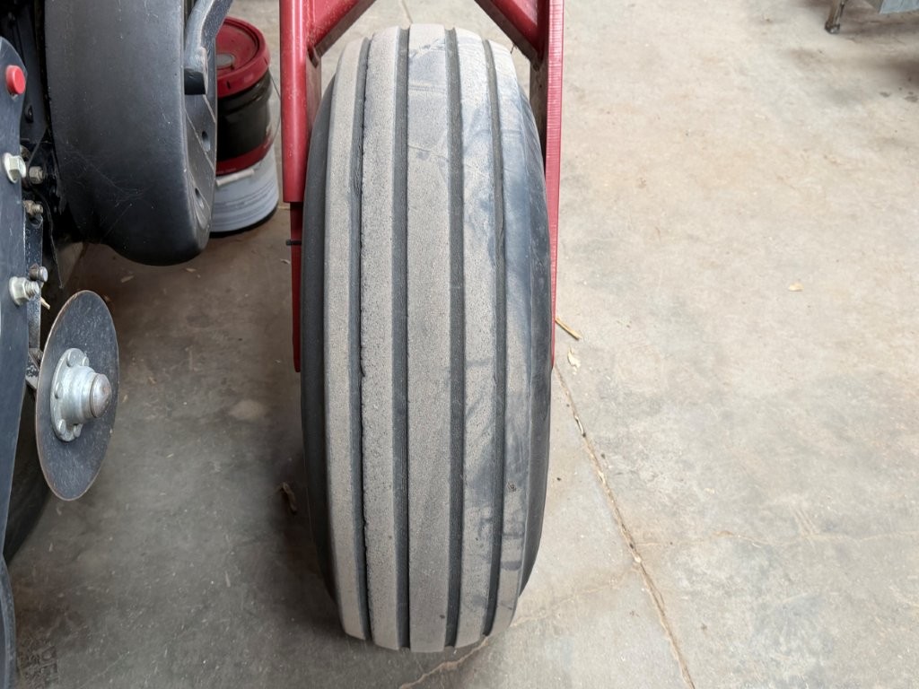 2014 Case IH ER1255 Planter