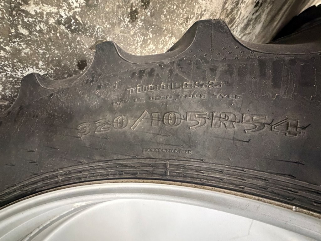 2021 Case IH MAGNUM180 Tractor