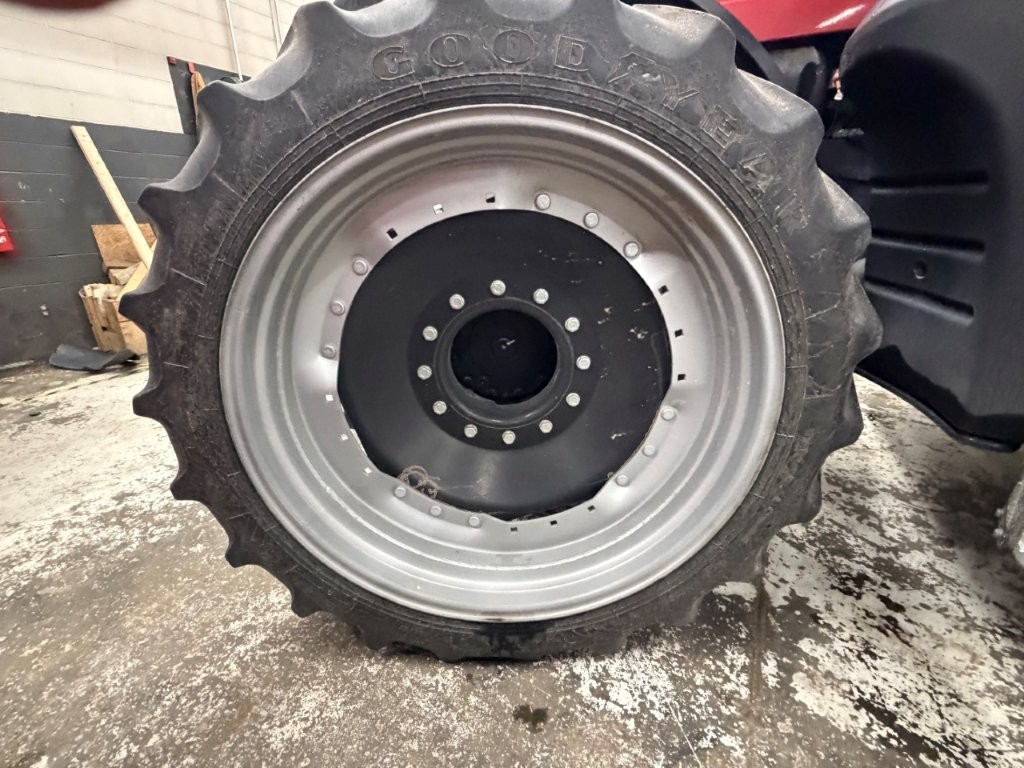 2021 Case IH MAGNUM180 Tractor