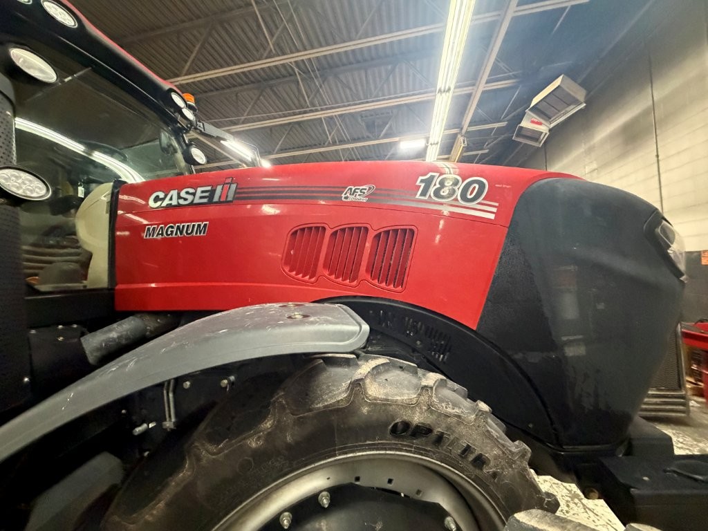 2021 Case IH MAGNUM180 Tractor