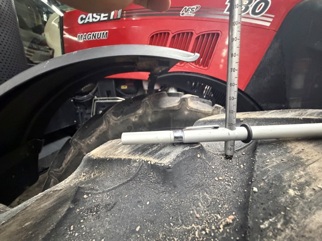2021 Case IH MAGNUM180 Tractor