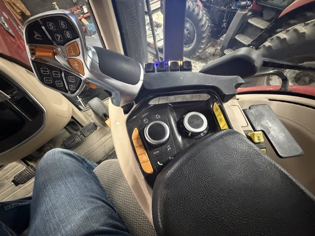 2021 Case IH MAGNUM180 Tractor