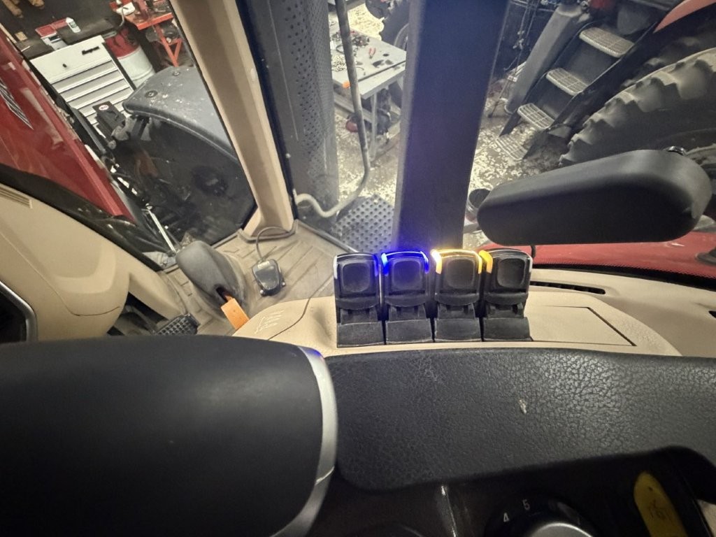 2021 Case IH MAGNUM180 Tractor