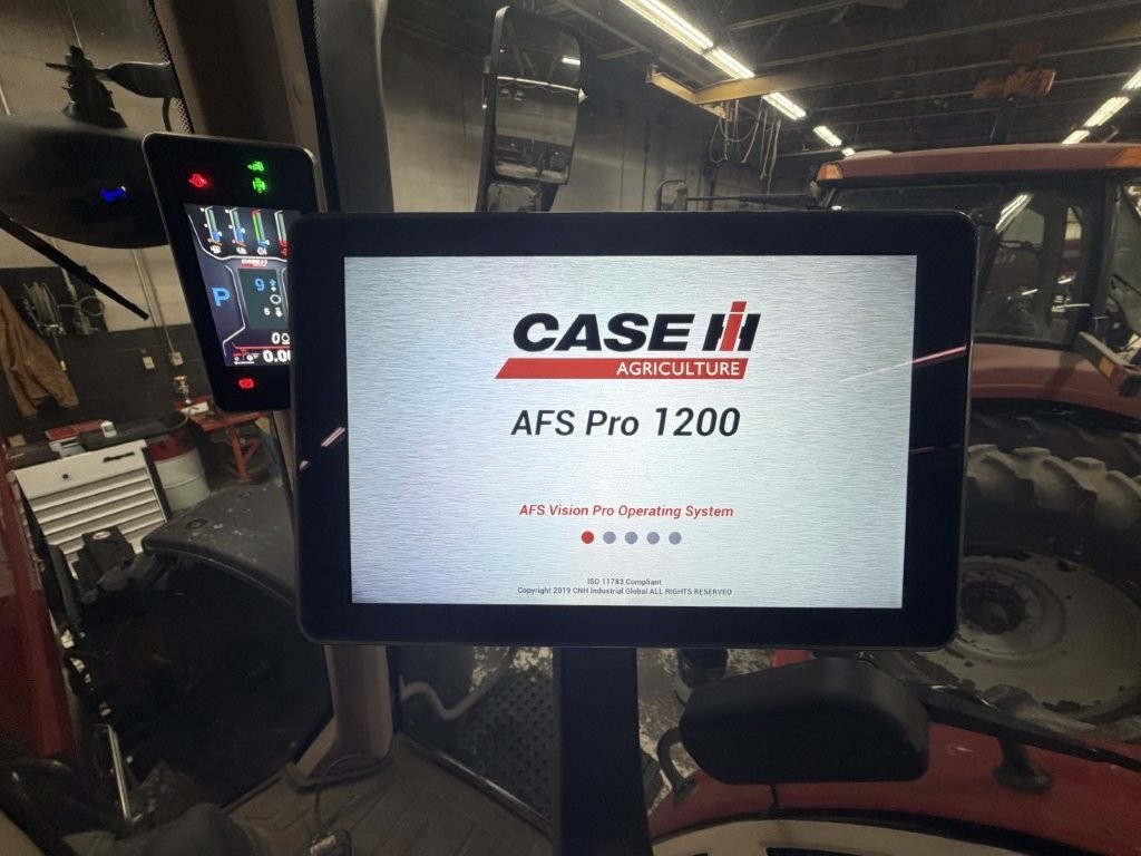 2021 Case IH MAGNUM180 Tractor