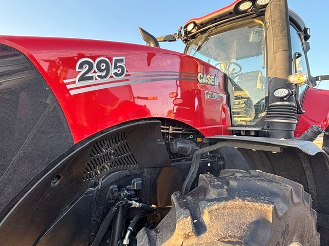 2025 Case IH MAGNUM295 Tractor