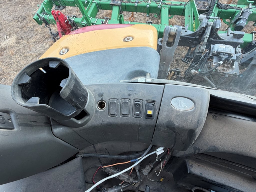 2015 Challenger MT755E Tractor