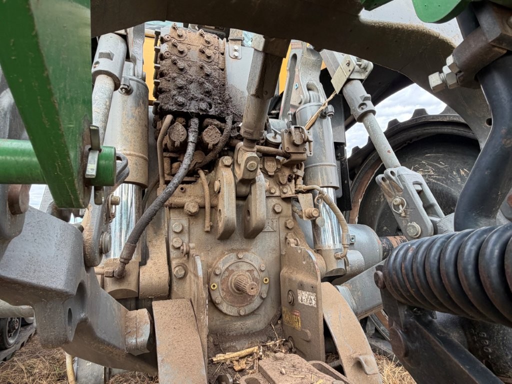 2015 Challenger MT755E Tractor