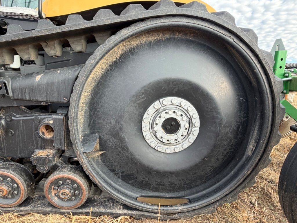 2015 Challenger MT755E Tractor