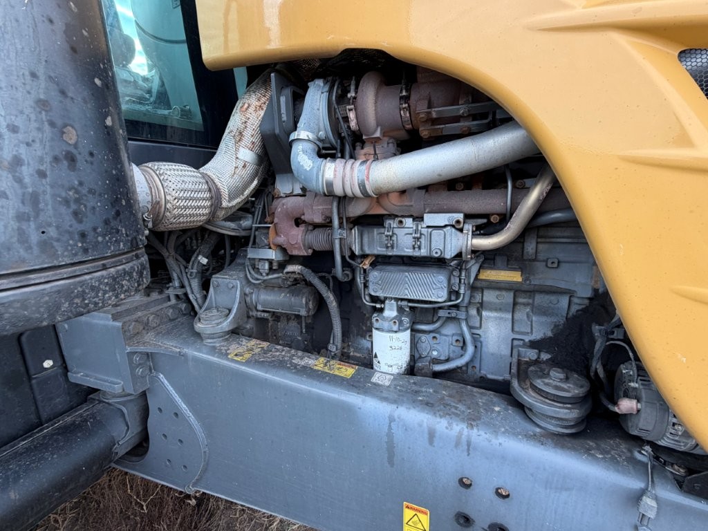 2015 Challenger MT755E Tractor
