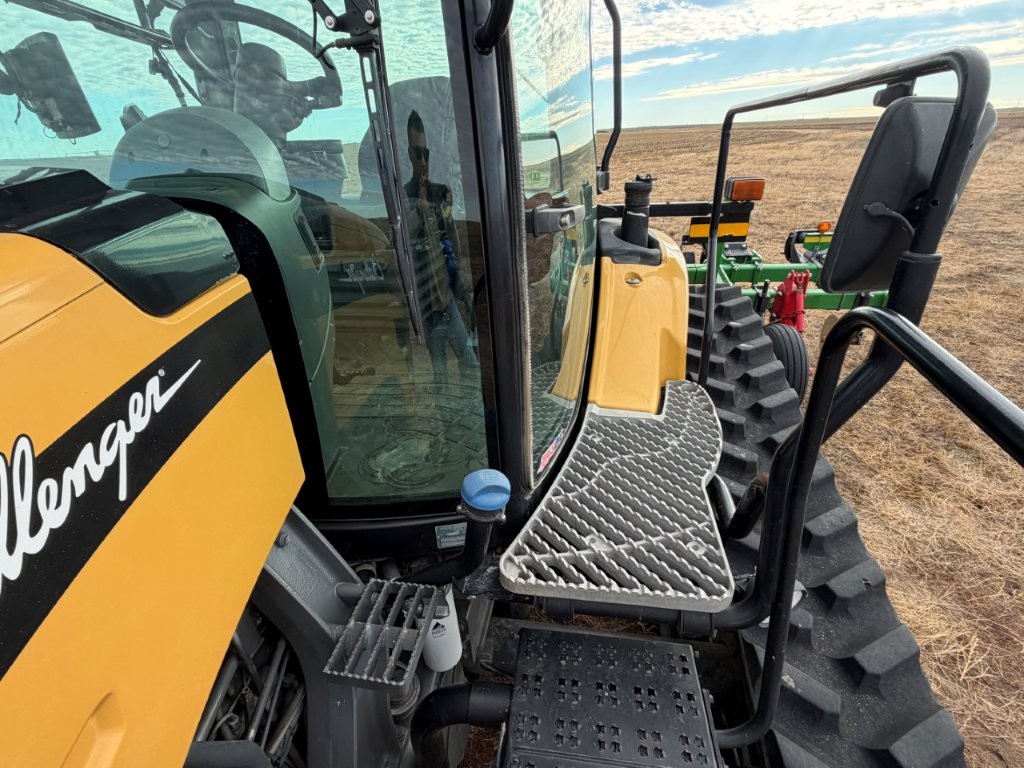 2015 Challenger MT755E Tractor