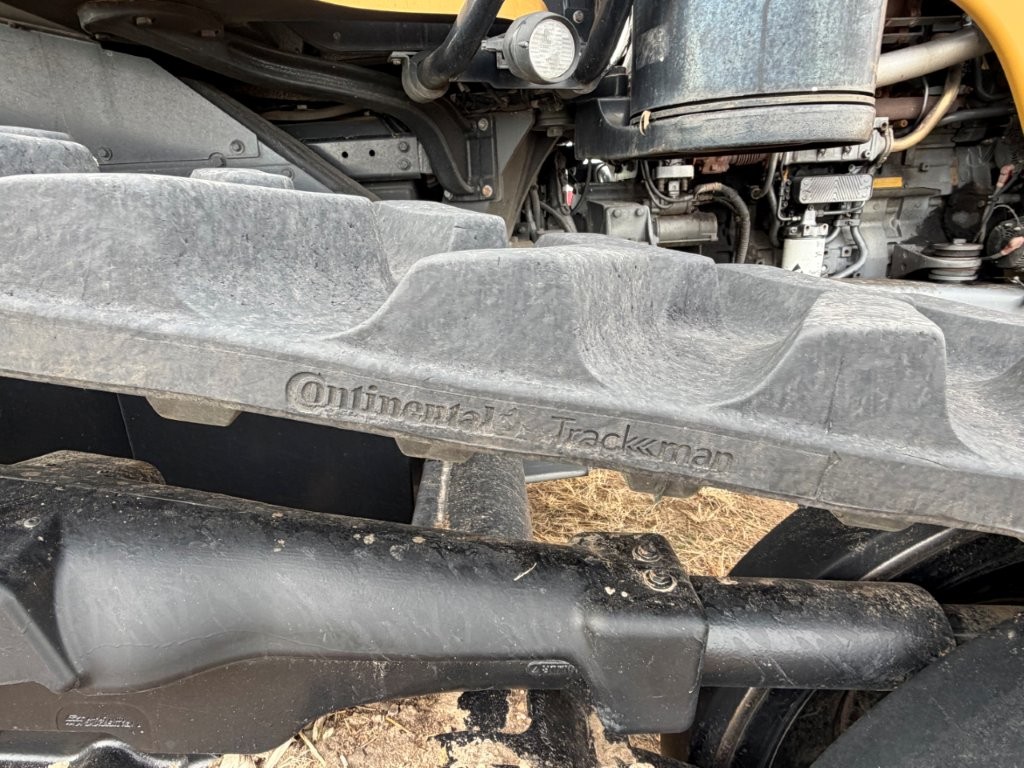 2015 Challenger MT755E Tractor