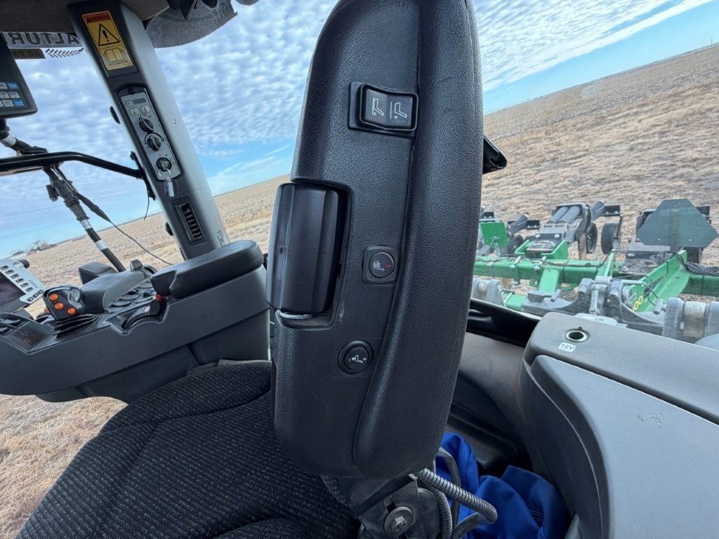 2015 Challenger MT755E Tractor