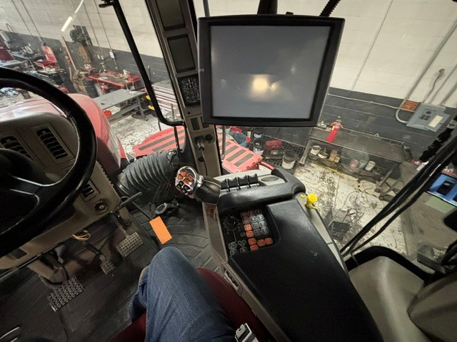 2018 Case IH STG470 Tractor