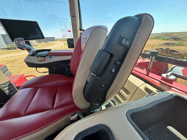 2021 Case IH STG470 Tractor