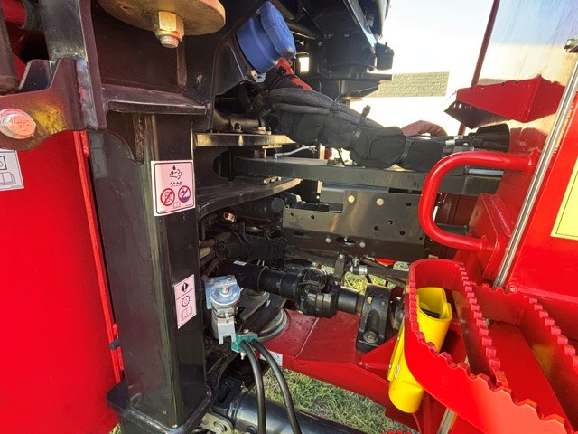 2021 Case IH STG470 Tractor