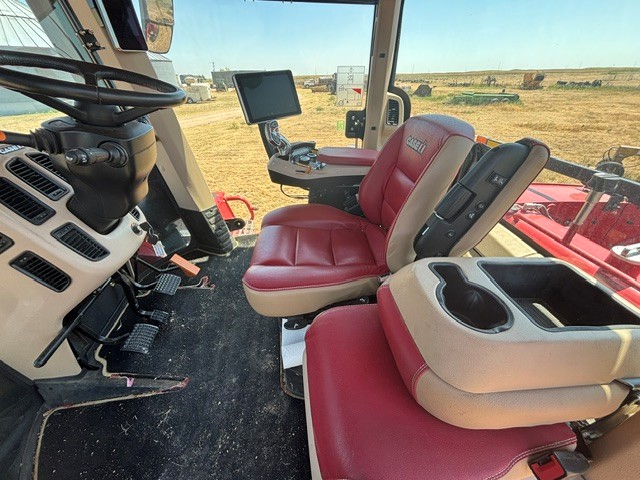 2021 Case IH STG470 Tractor