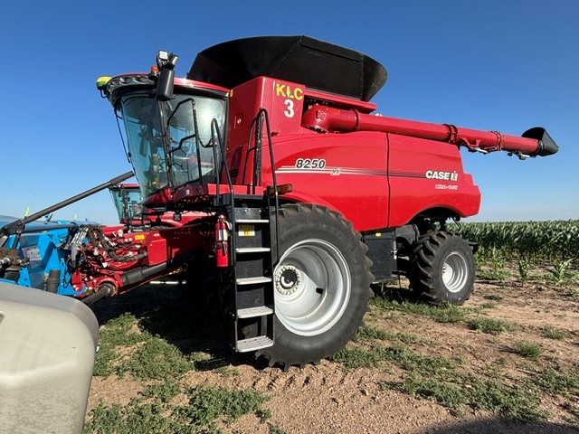 2024 Case IH 8250 Combine