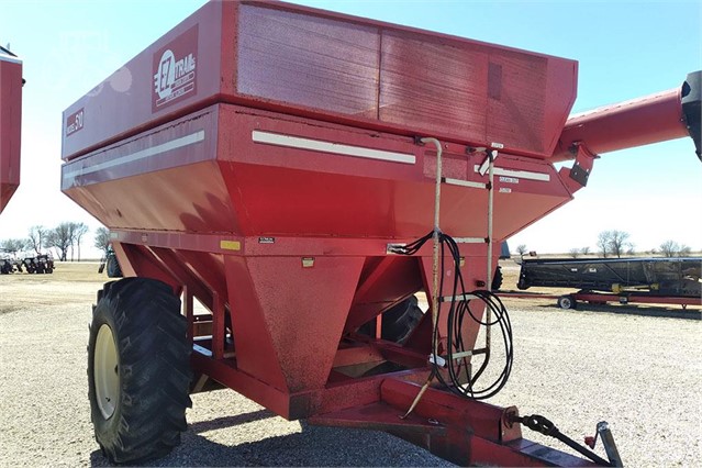 Misc 510 Grain Cart