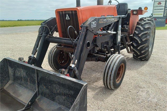 1983 Allis Chalmers 6060 Tractor