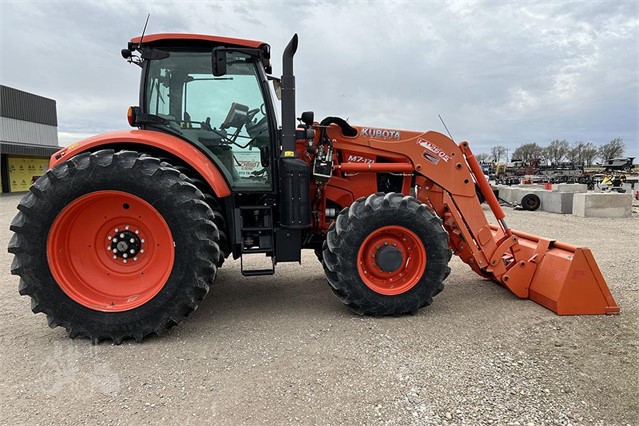 2019 Kubota M7-171 Tractor