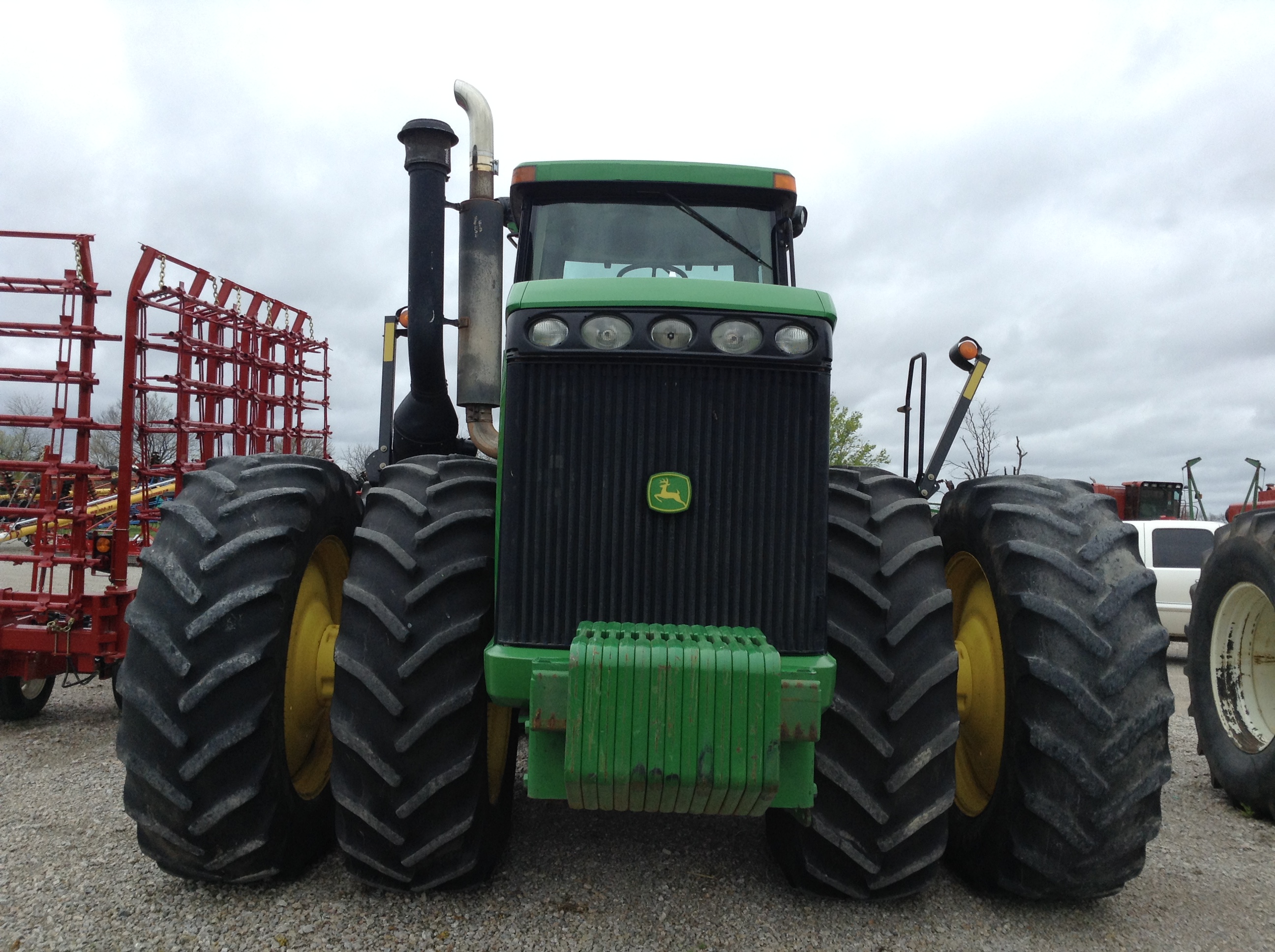 2004 John Deere 9320 Tractor