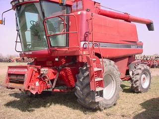 1999 Case IH 2388 Combine