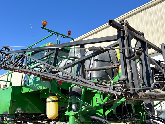 1997 John Deere 4700 Sprayer/High Clearance