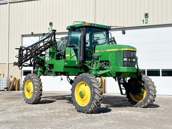 1997 John Deere 4700 Sprayer/High Clearance