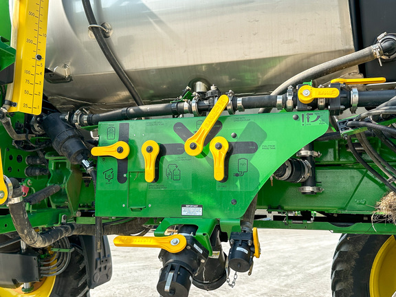 2023 John Deere 410R Sprayer/High Clearance