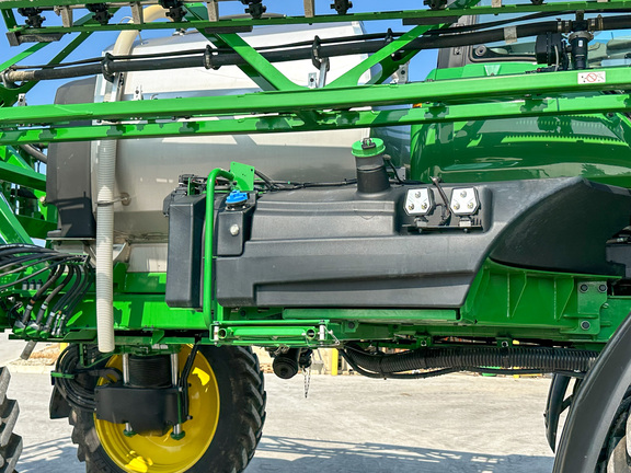 2023 John Deere 410R Sprayer/High Clearance