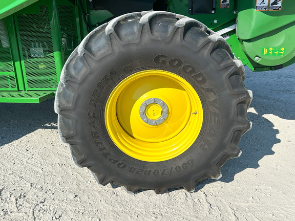 2021 John Deere S770 Combine