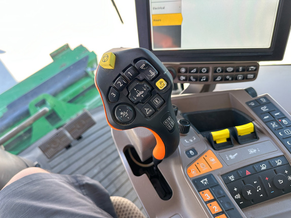 2021 John Deere S770 Combine