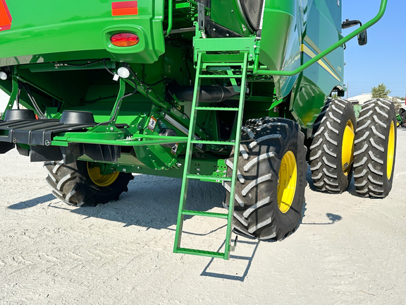 2021 John Deere S770 Combine